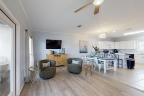 Sassy Suz's Beach Retreat Unit #A